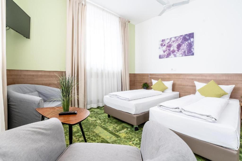 24Seven Apartments - Self Check-In Altdorf  Dış mekan fotoğraf