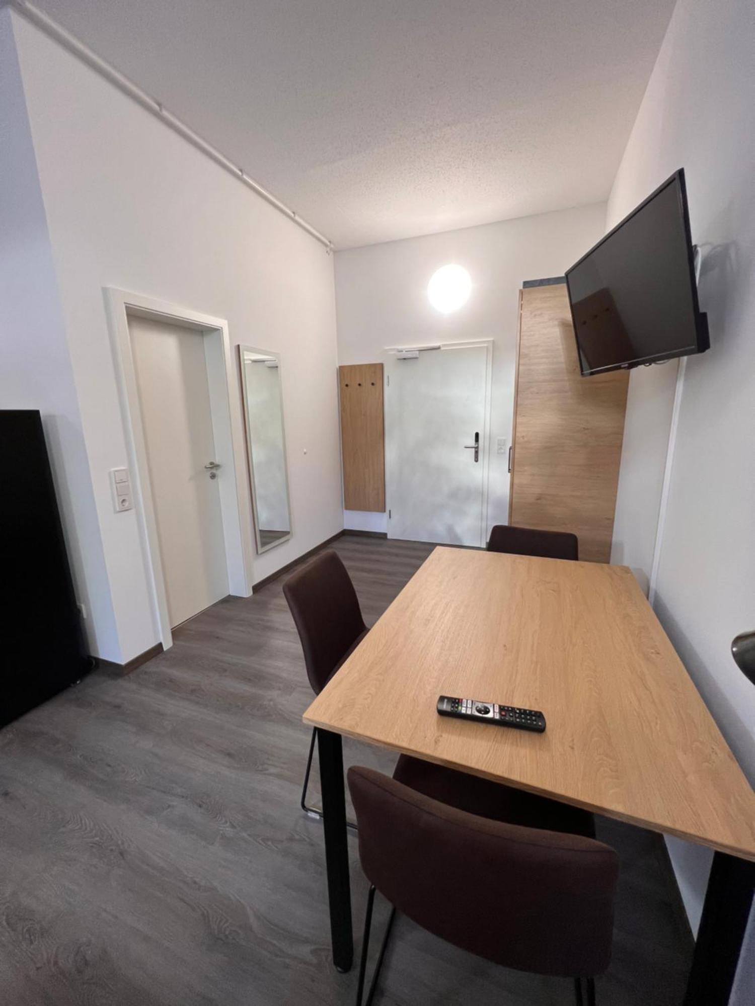 24Seven Apartments - Self Check-In Altdorf  Dış mekan fotoğraf